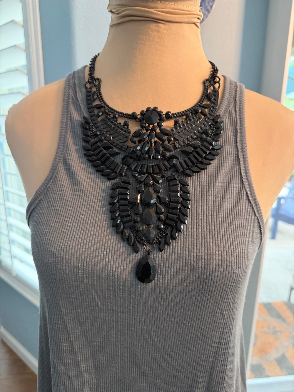 Black Statement Bib Necklace - Women Jewelry - Picture 2 of 2